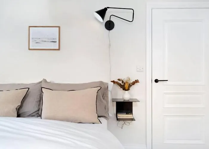 Exclusive Norman Road Apartment