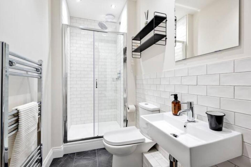 Exclusive Norman Road Apartment